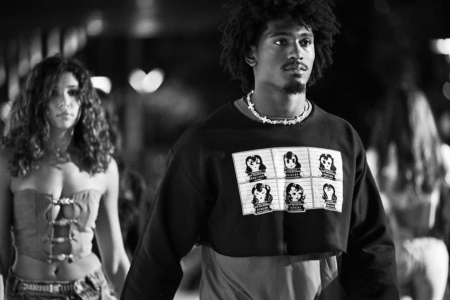 Images from fashion shows in black and white